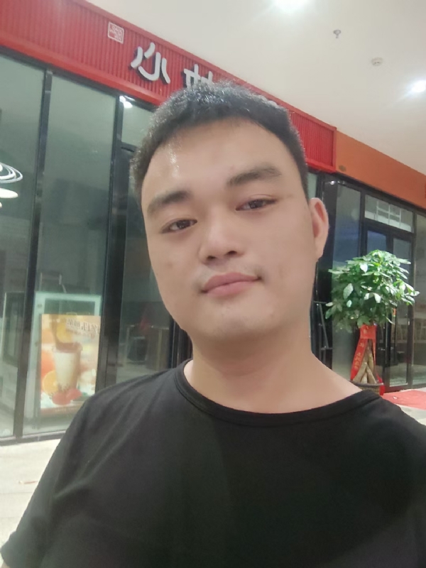 寻找另一半的第一张照片--都安闪婚服务中心